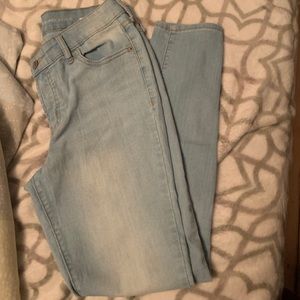 Old Navy Super Skinny Jeans